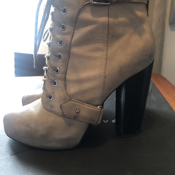 Trouve Distressed Leather booties - Picture 3 of 7